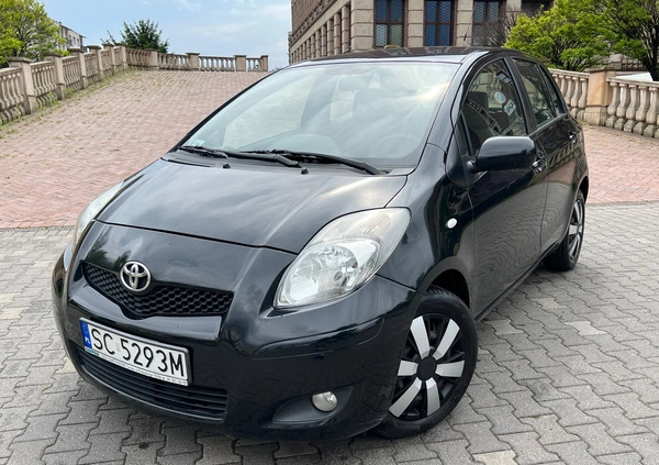 Toyota Yaris cena 15500 przebieg: 126000, rok produkcji 2009 z Pobiedziska małe 497